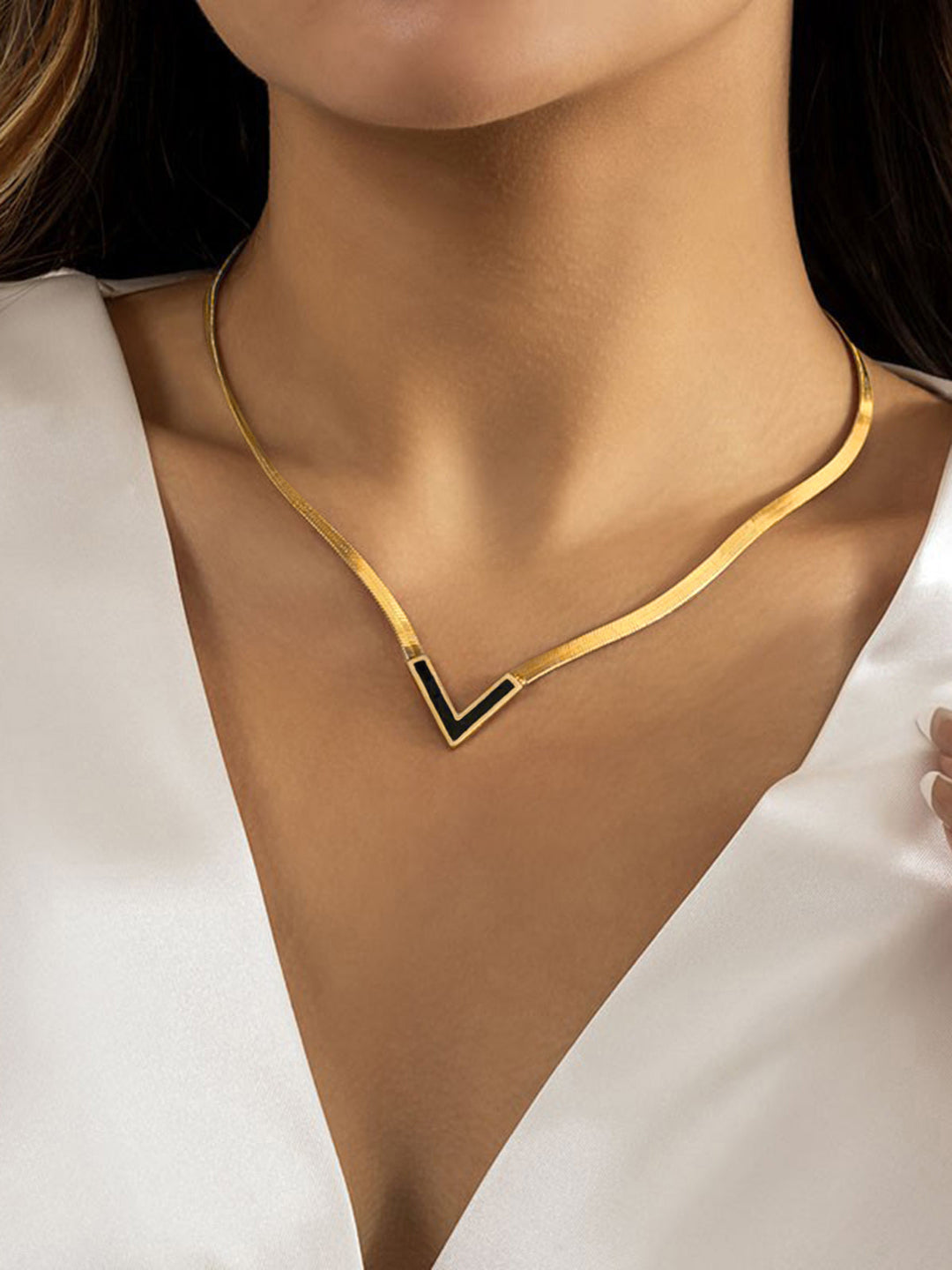 Collier Victoria