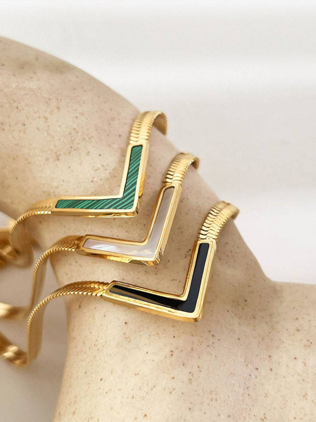 Collier Victoria