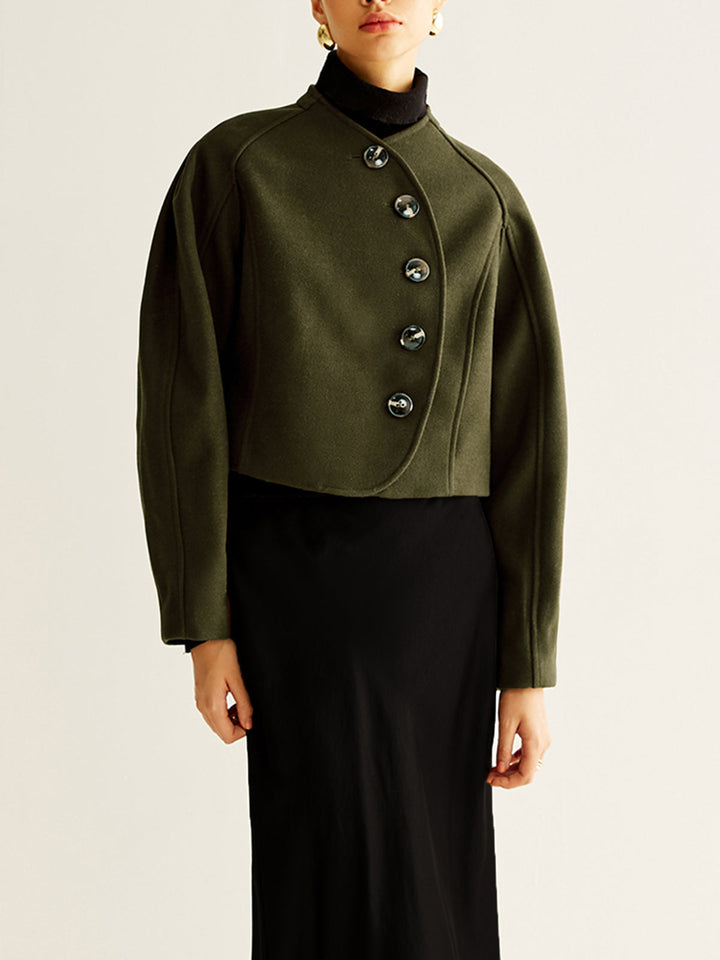 Manteau court asymétrique boutonné en tweed