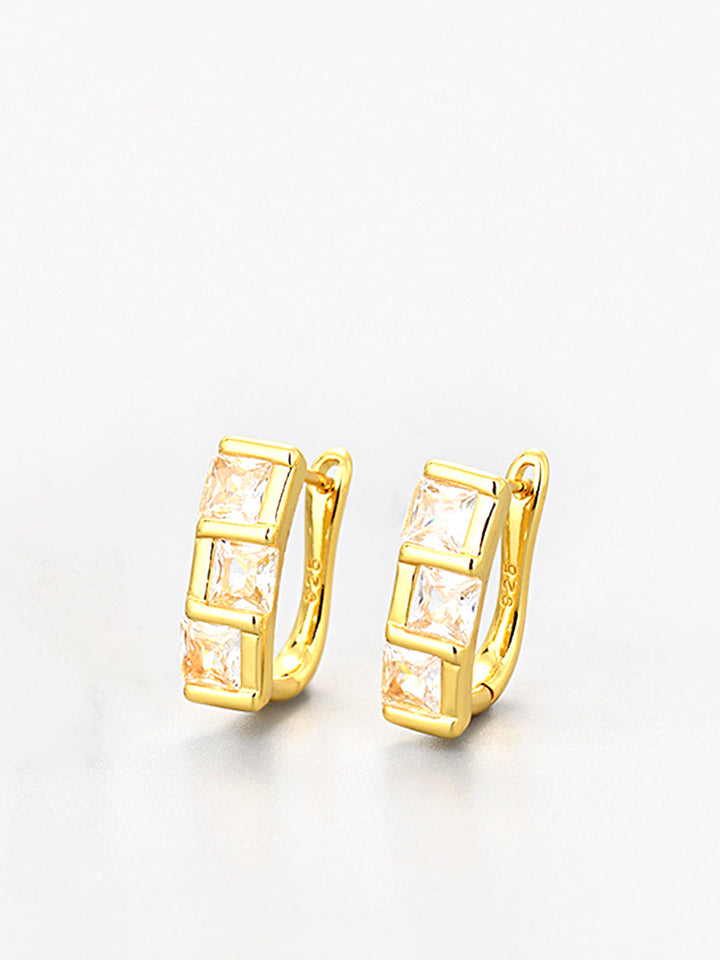 Boucles d'oreilles créoles carrées en zircon élégantes