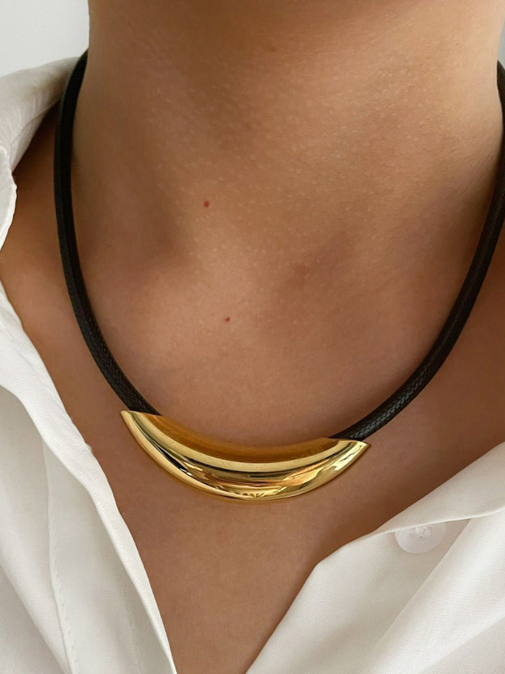 Choker Corde Tube Doré