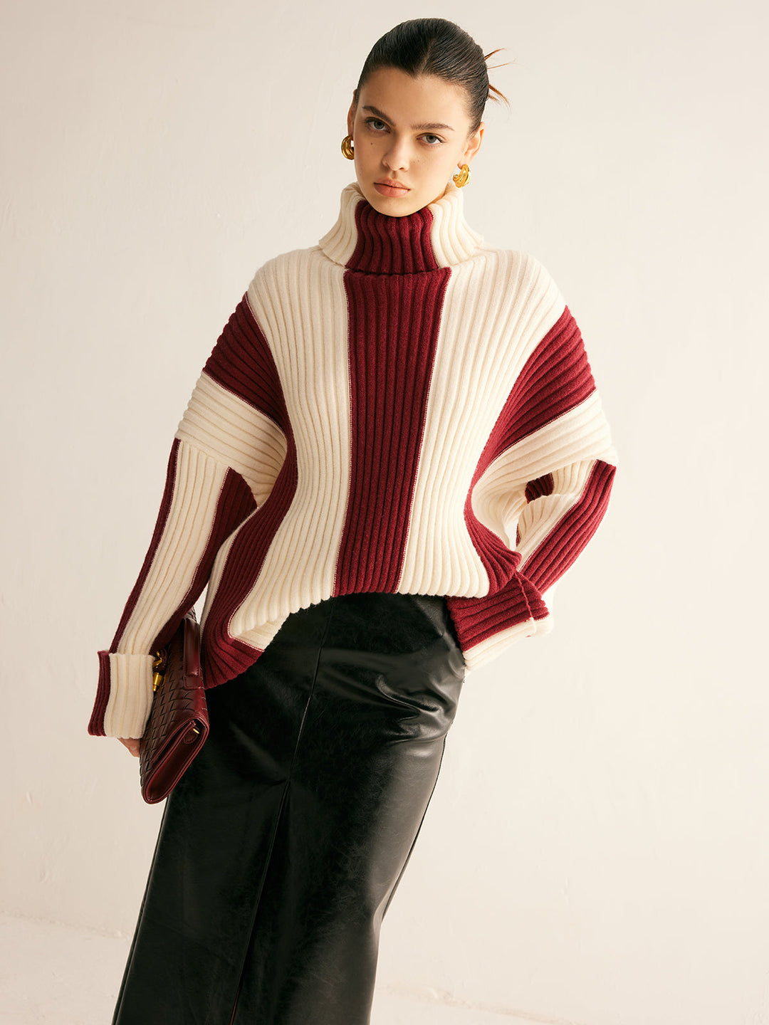 Pull en maille à col roulé couleur bloc côtelée