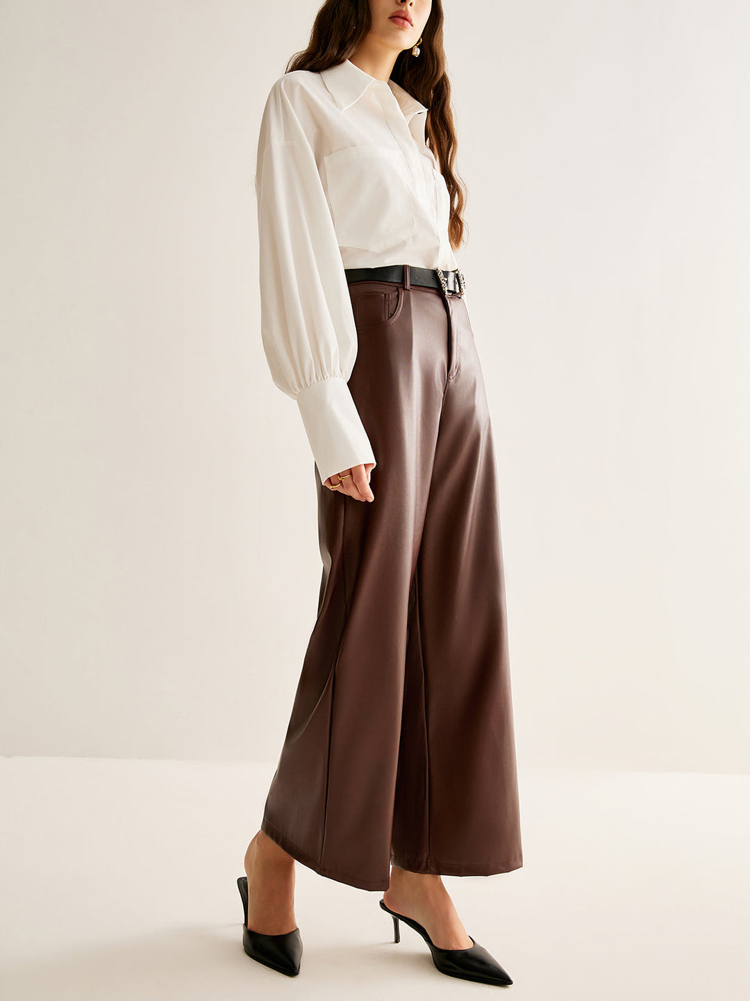 Pantalons Droits Ceinturés en Similicuir