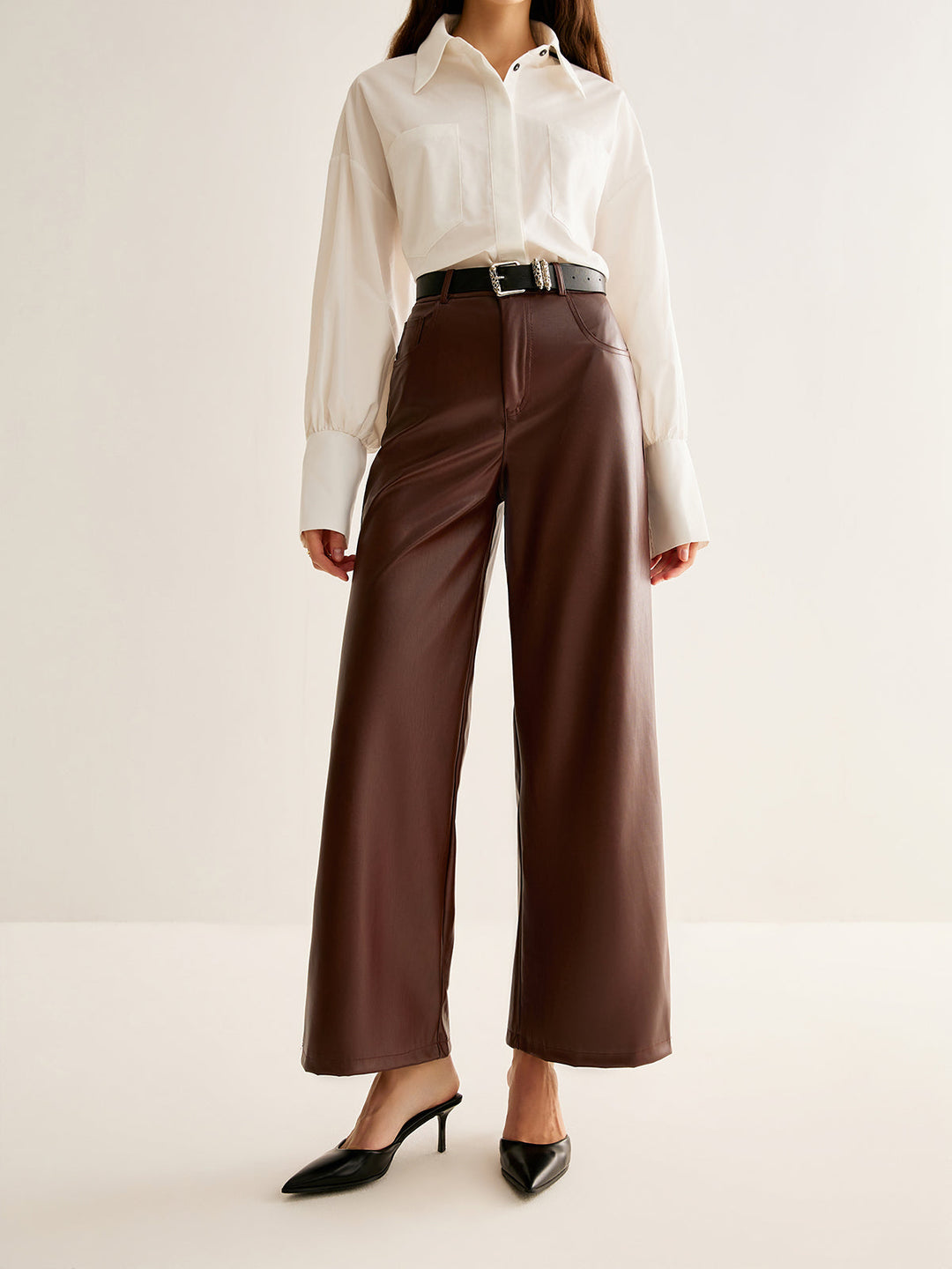 Pantalons Droits Ceinturés en Similicuir