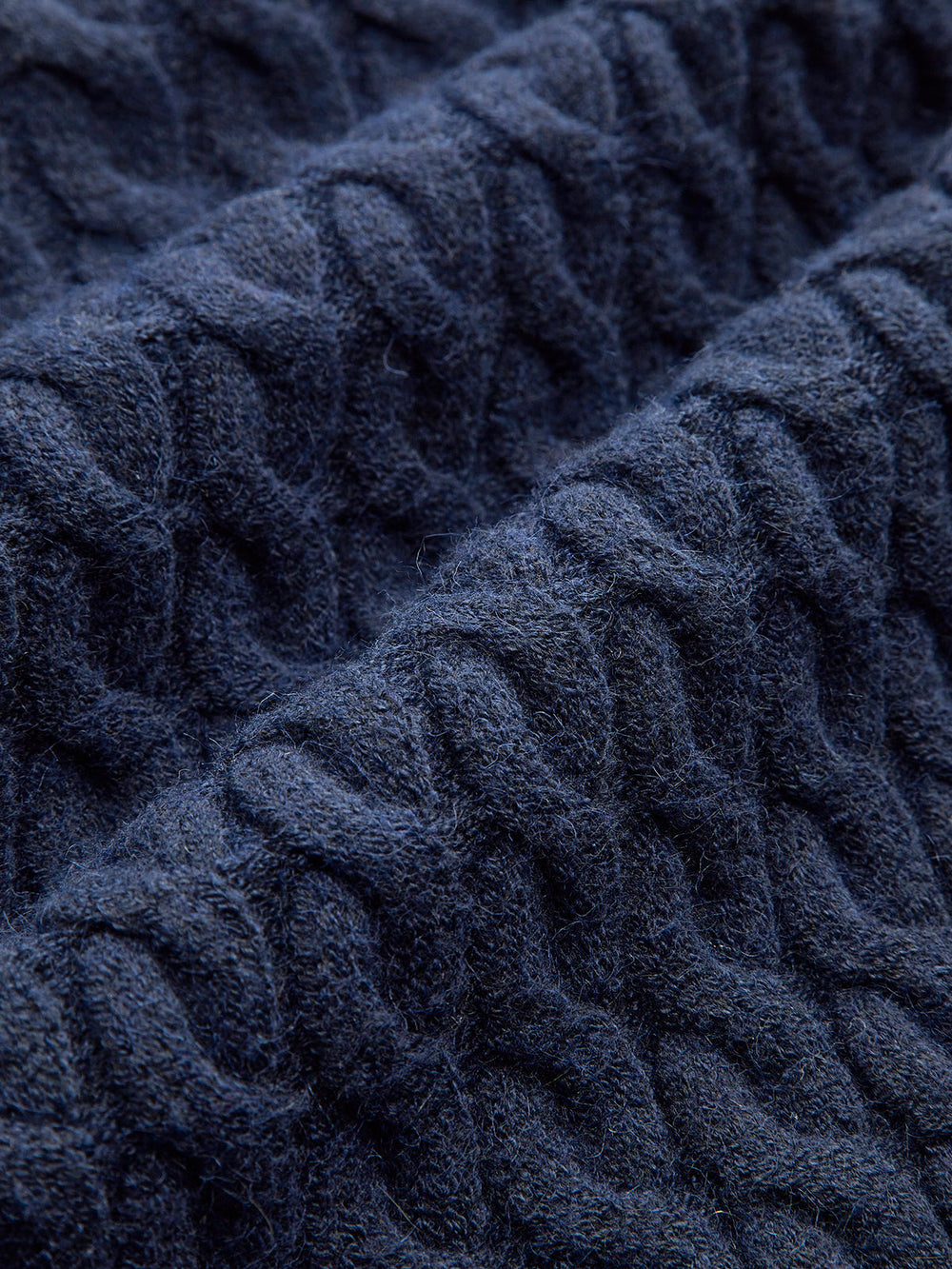 Haut en tricot à boutons avec passepoil contrastant