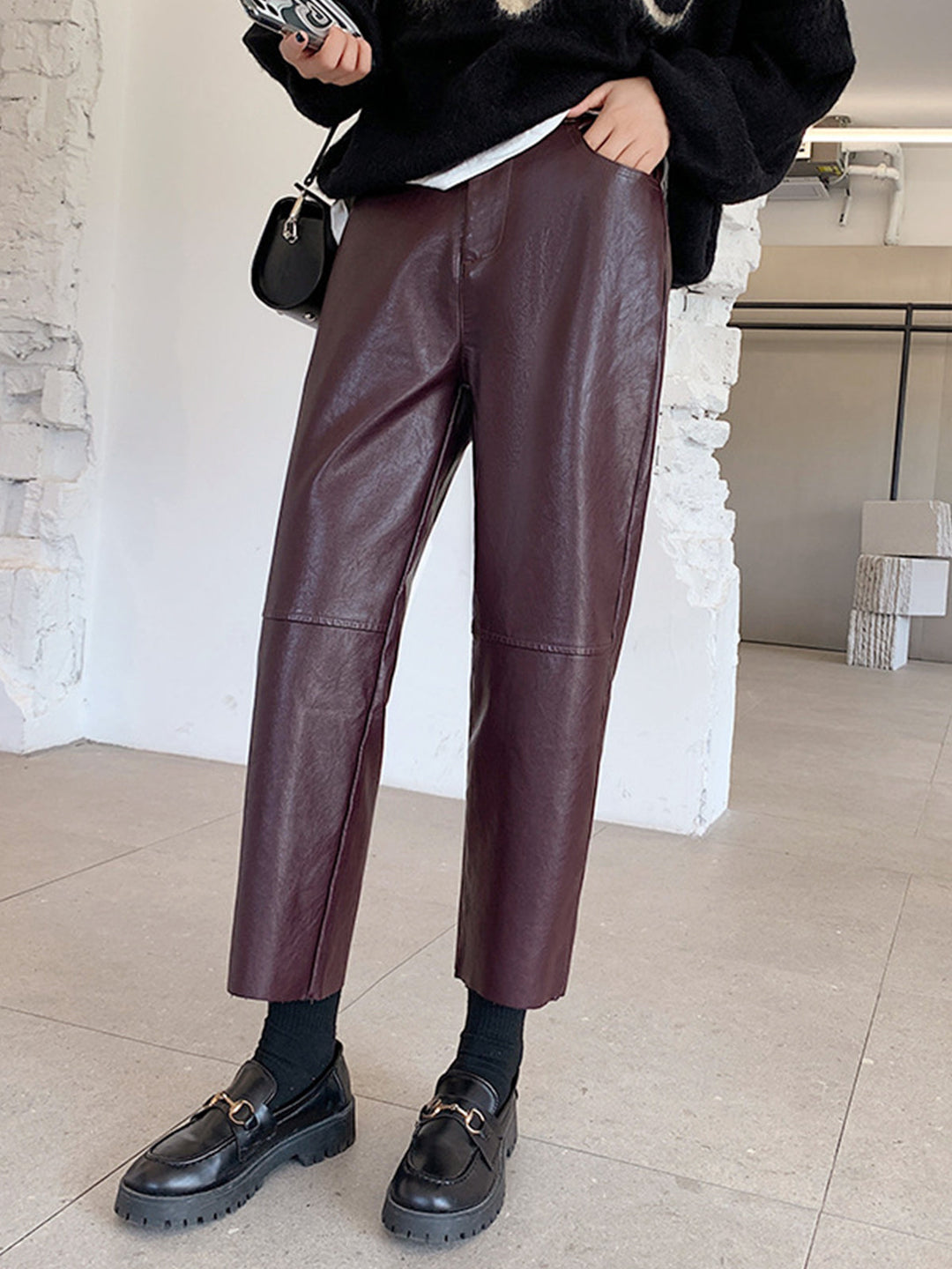 Pantalons Courts en Similicuir
