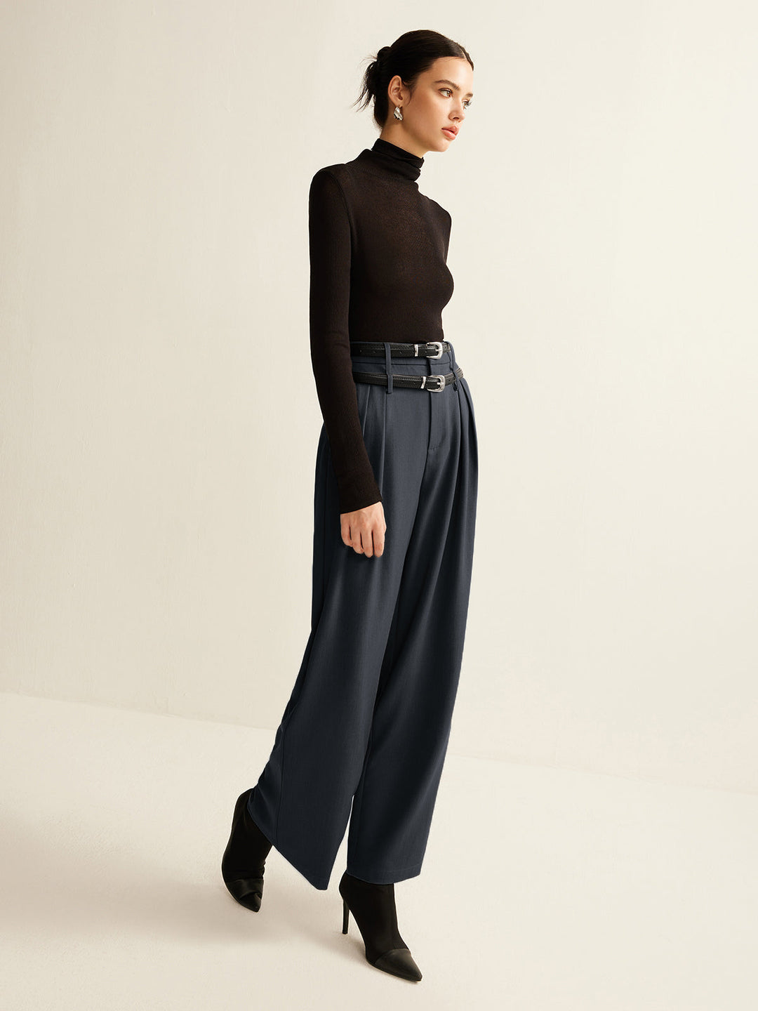 Pantalon Droit Plissé à Double Ceinture