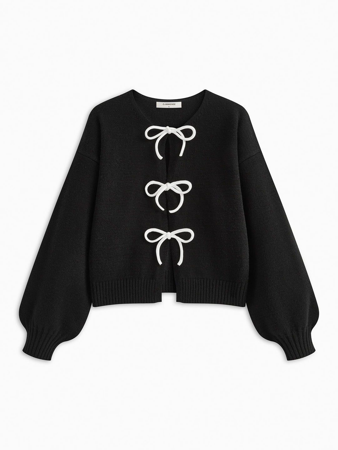 Pull avec nœud sur le devant