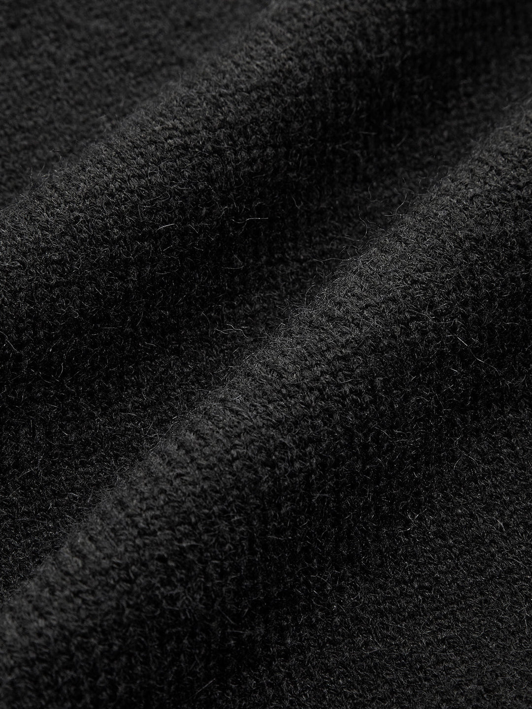 Pull avec nœud sur le devant