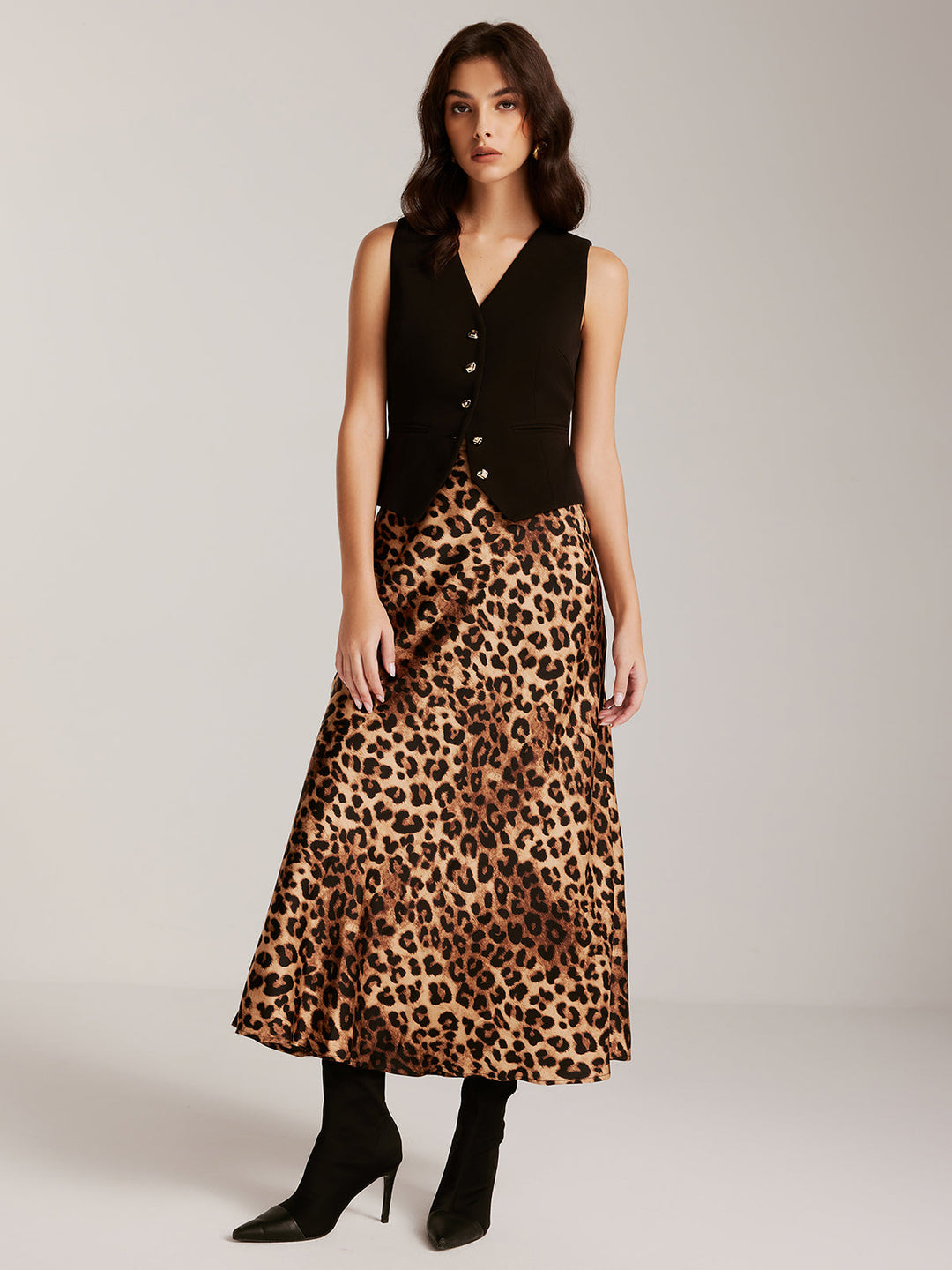 Ensemble Jupe avec Fermeture Éclair Léopard et Gilet à Boutons Métalliques