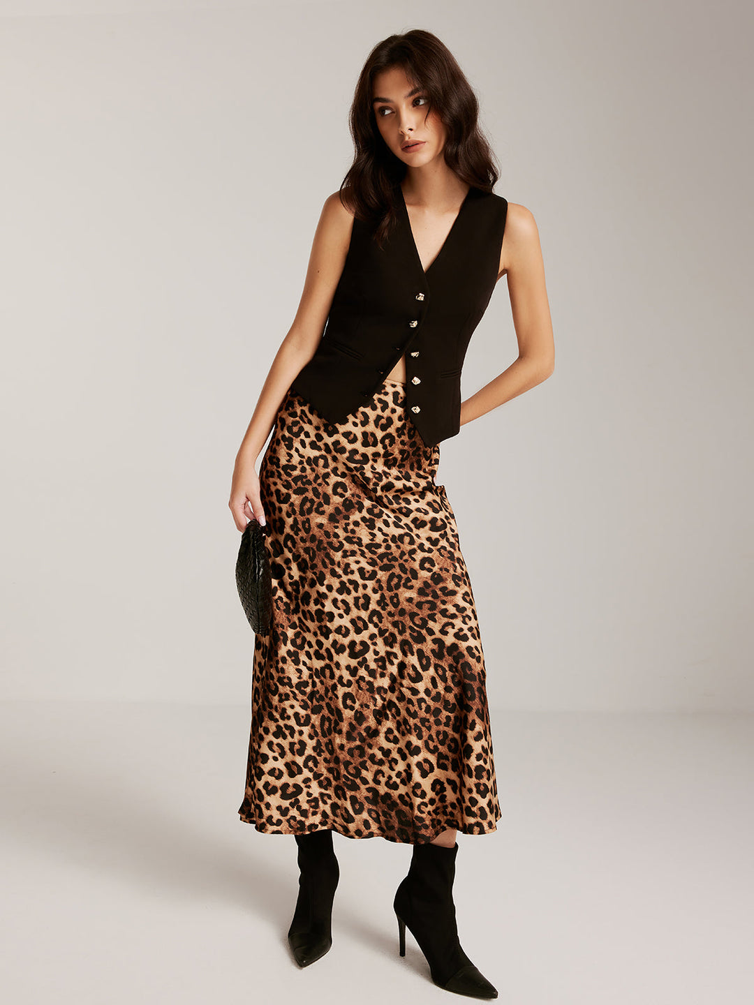 Ensemble Jupe avec Fermeture Éclair Léopard et Gilet à Boutons Métalliques