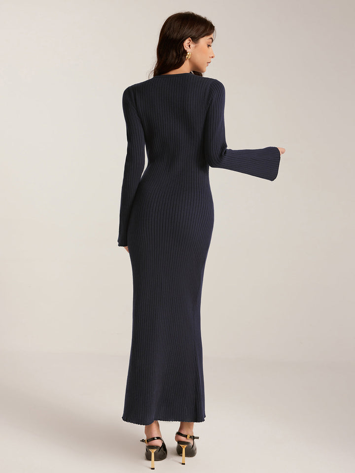 Robe Longue à Manches Évasées avec Décoration Métallique