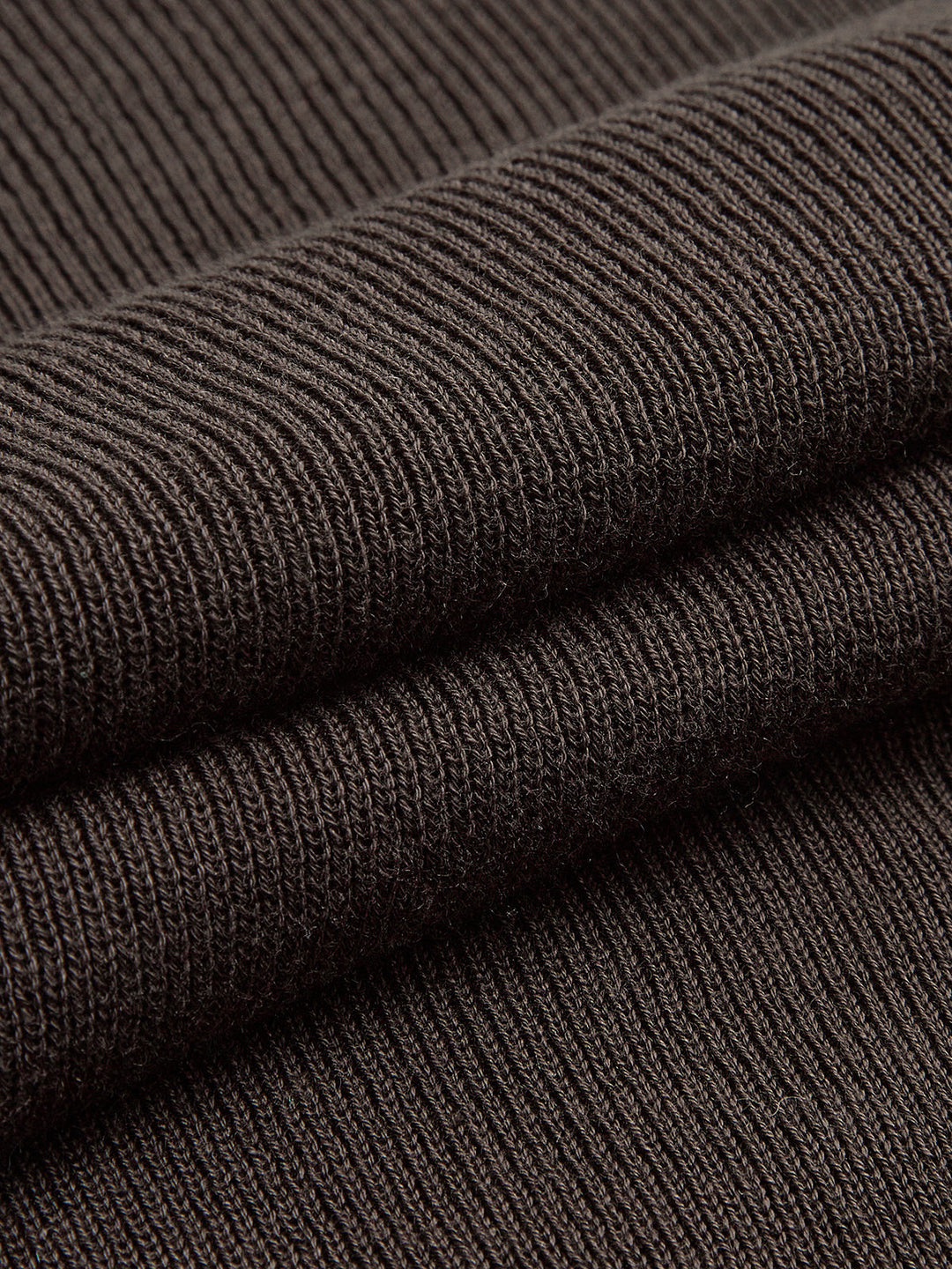 Haut Court Ajusté en Tricot à Plis Côtés