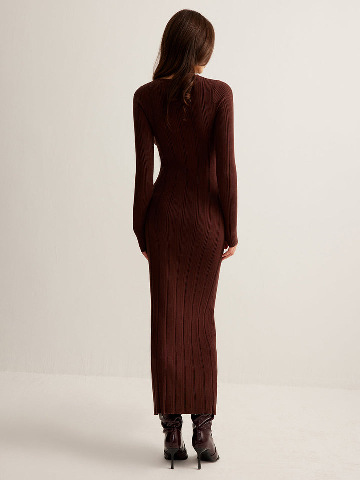 Robe Longue Coupe Ajustée Découpée