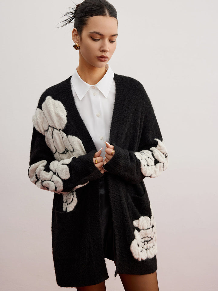 Cardigan en maille florale