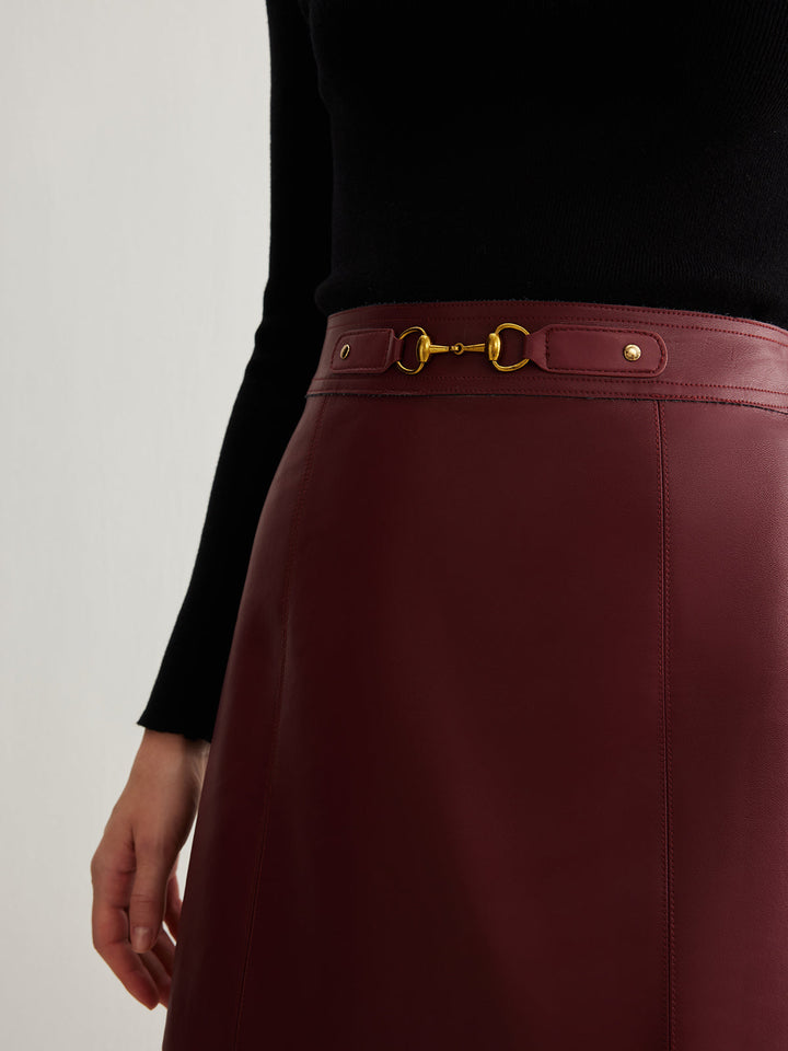 Jupe en cuir synthétique à fermeture magnétique