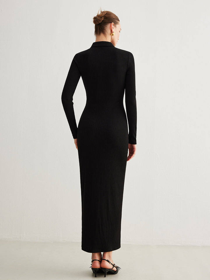 Robe à Manches Longues avec Revers fendus et Boutons en Métal