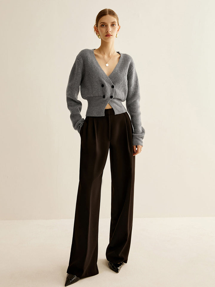 Cardigan à encolure en V boutonnée et à cordon