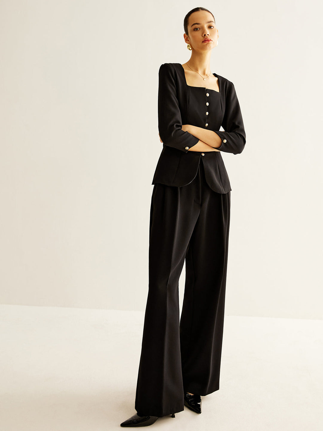 Blouse boutonnée à col carré et fente