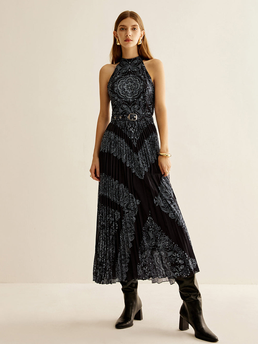 Robe Longue Sans Manches Plissée Bohème avec Ceinture