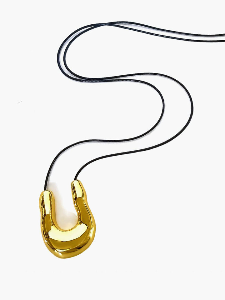 Collier Corde Fer à Cheval en U