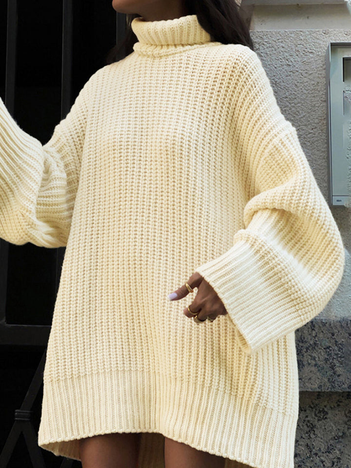 Robe Pull Col Roulé Court Minimaliste