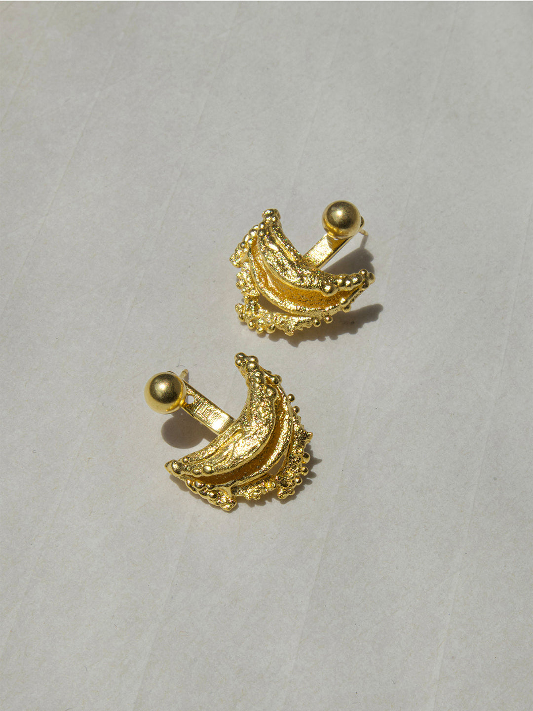 Boucles d'oreilles irrégulières courbes rétro