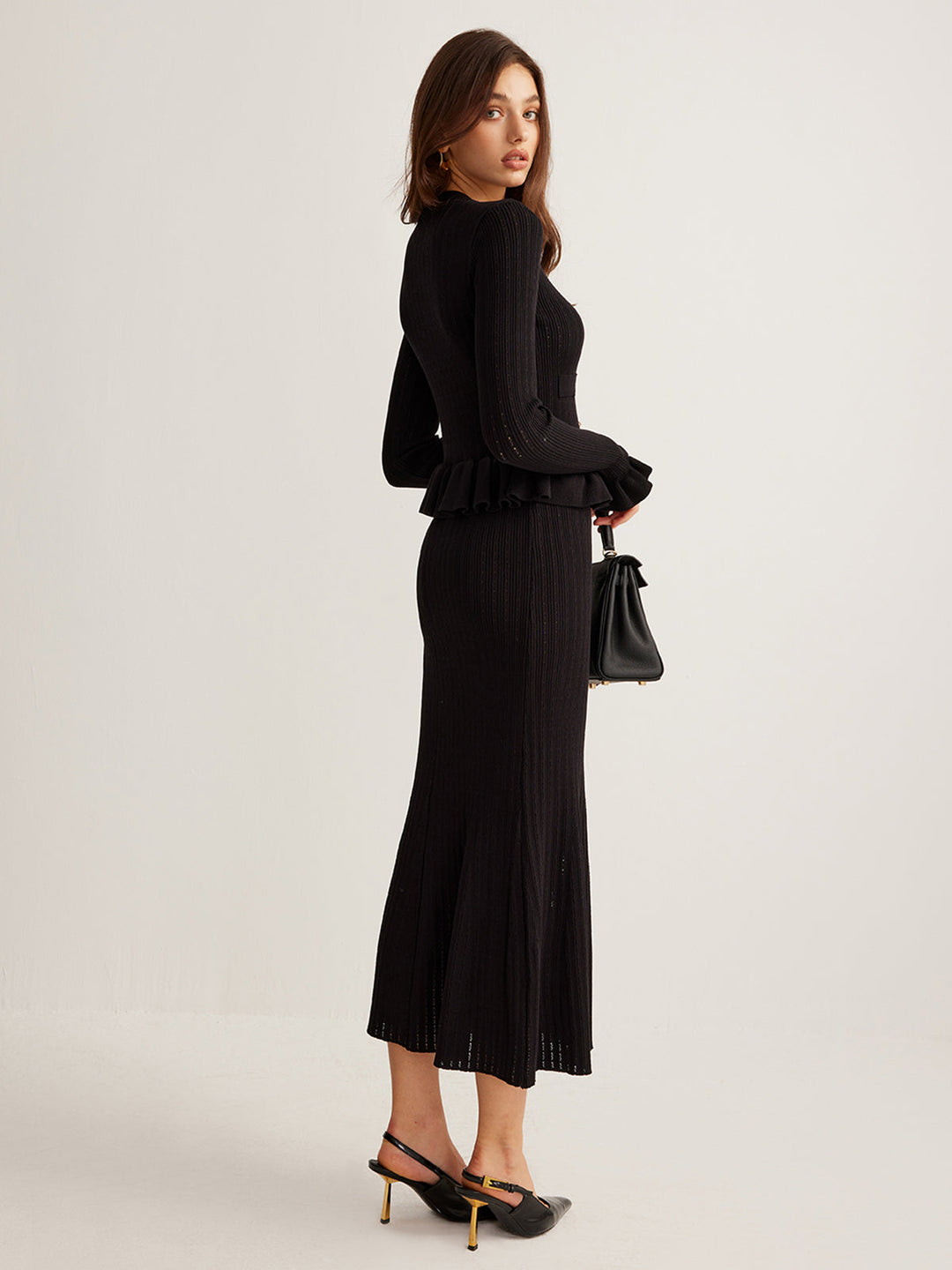 Robe Pull Ajustée à Volants