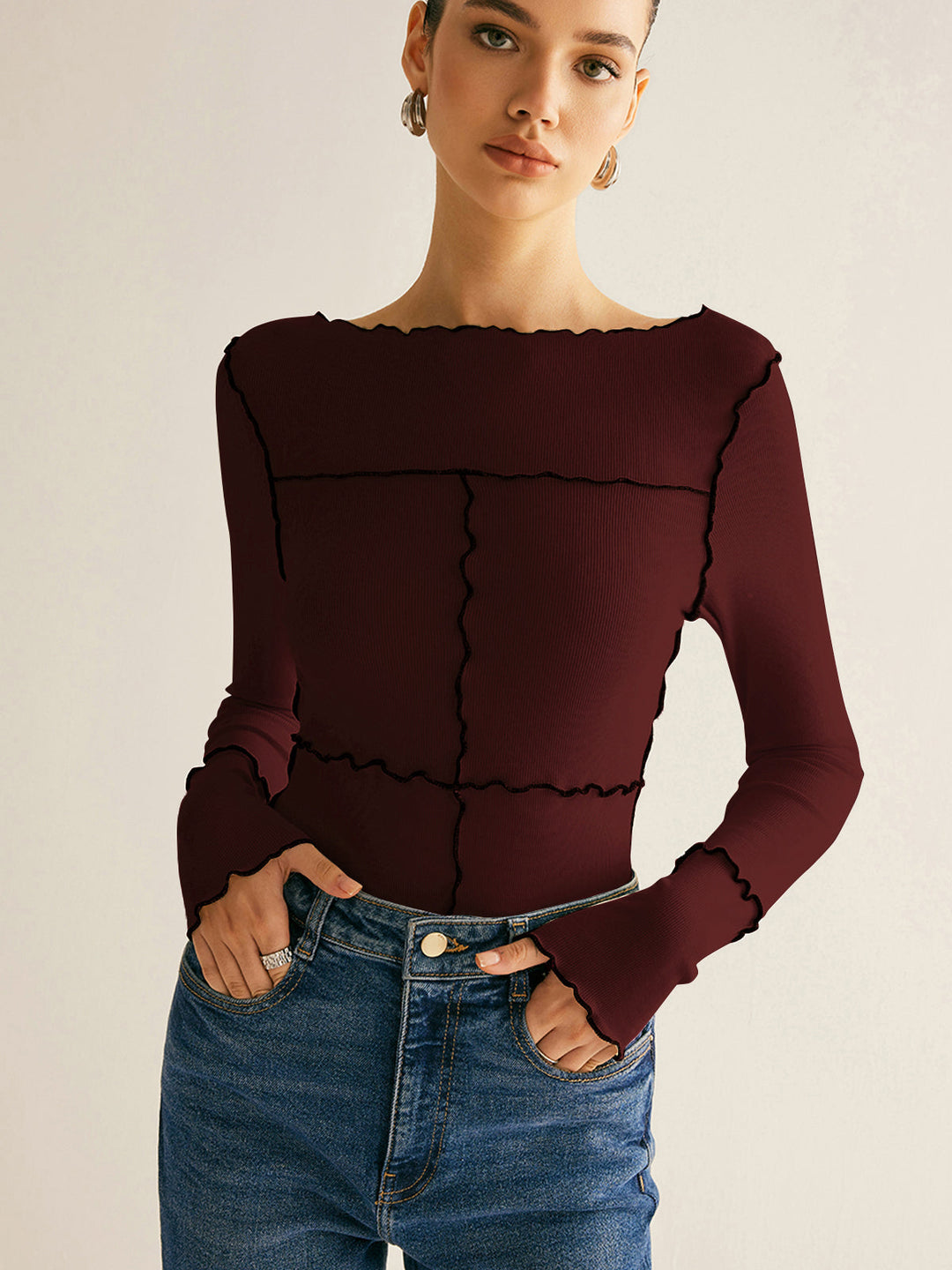 T-shirt ajusté à manches longues avec bordure volantée