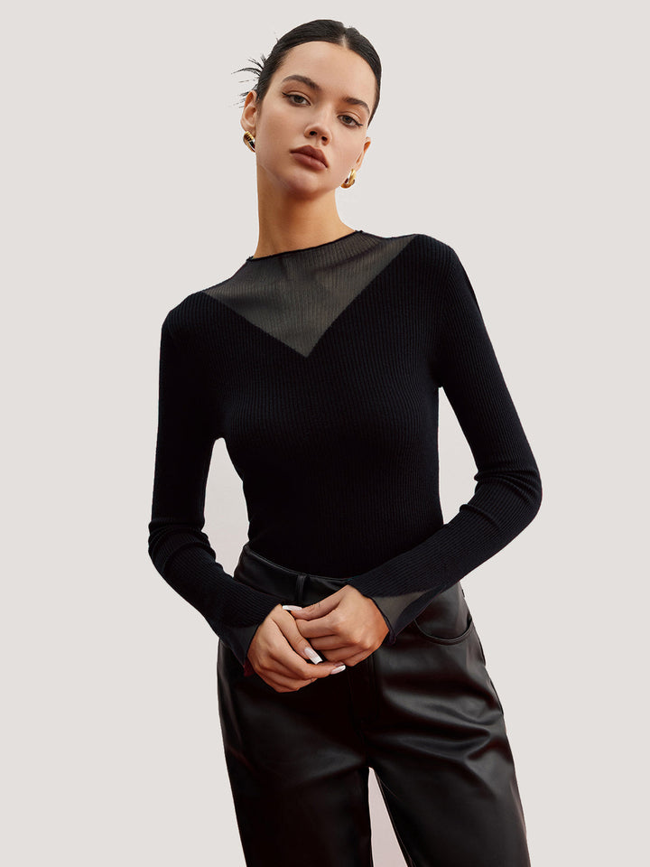 Pull en maille côtelée transparente minimaliste