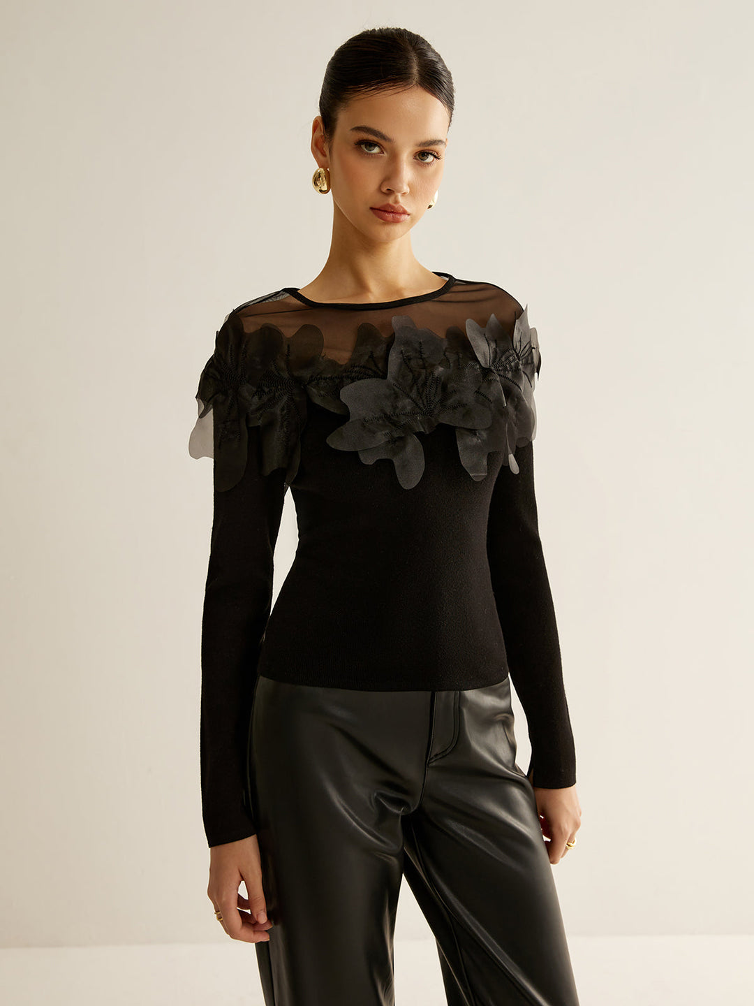 Blouse Ajustée Fleurie Semi-Transparente