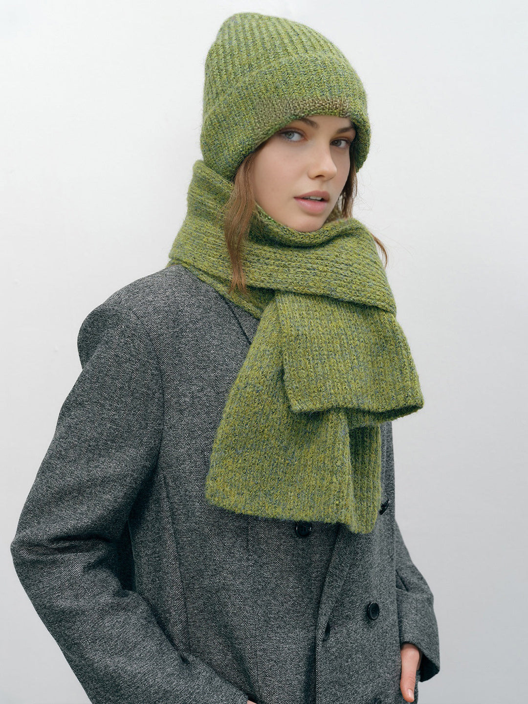 Chapeau Tricoté Chaud Uni Écharpe Assortie