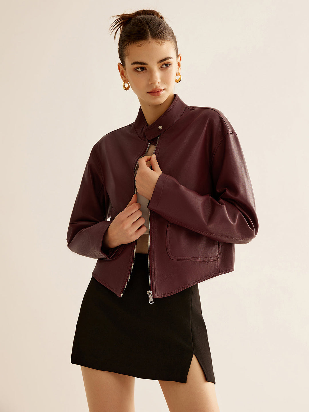 Veste en cuir synthétique polyvalente à fermeture éclair