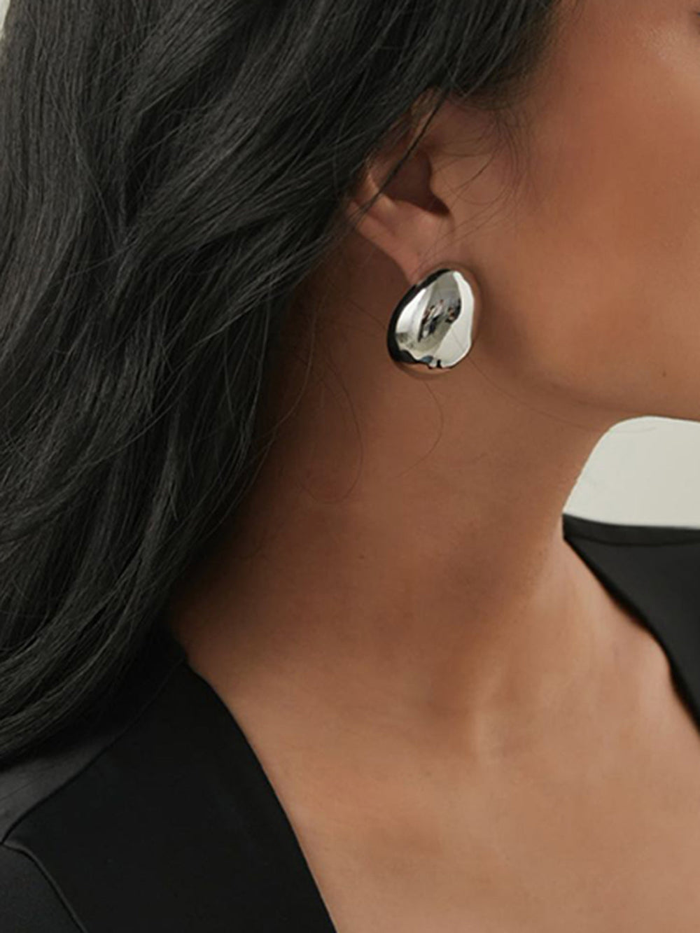 Boucles d'oreilles clous ovales minimalistes