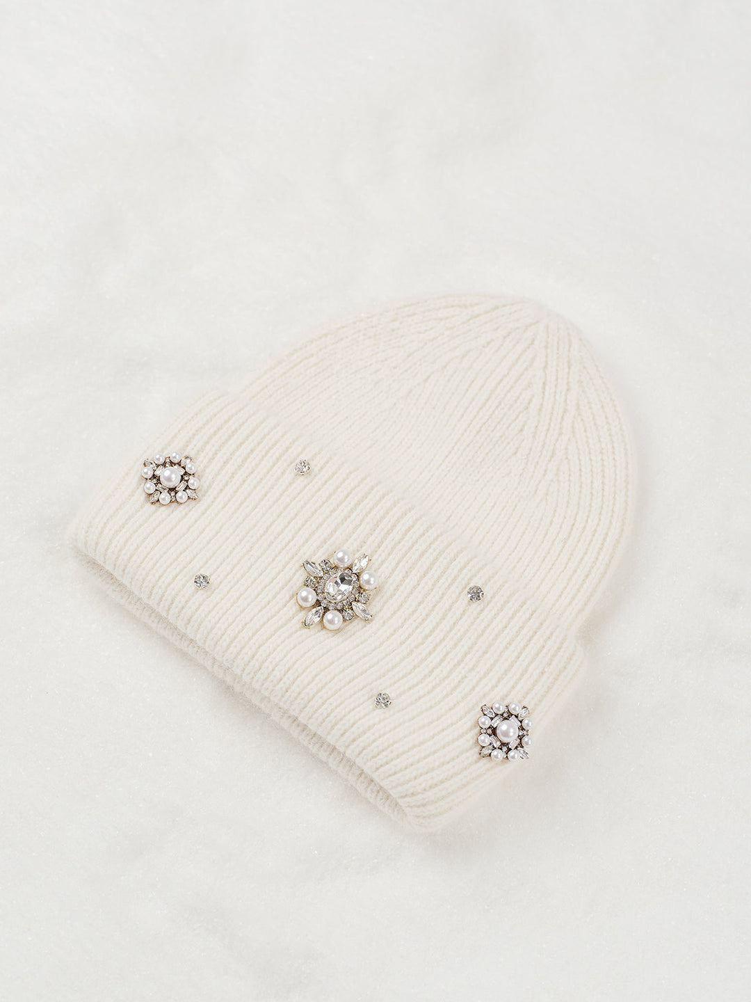 Bonnet en fourrure de lapin avec strass