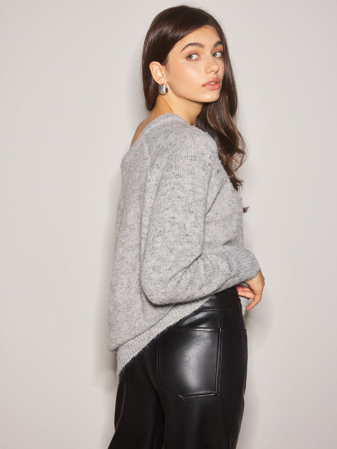 Pull en maille décoré de perles