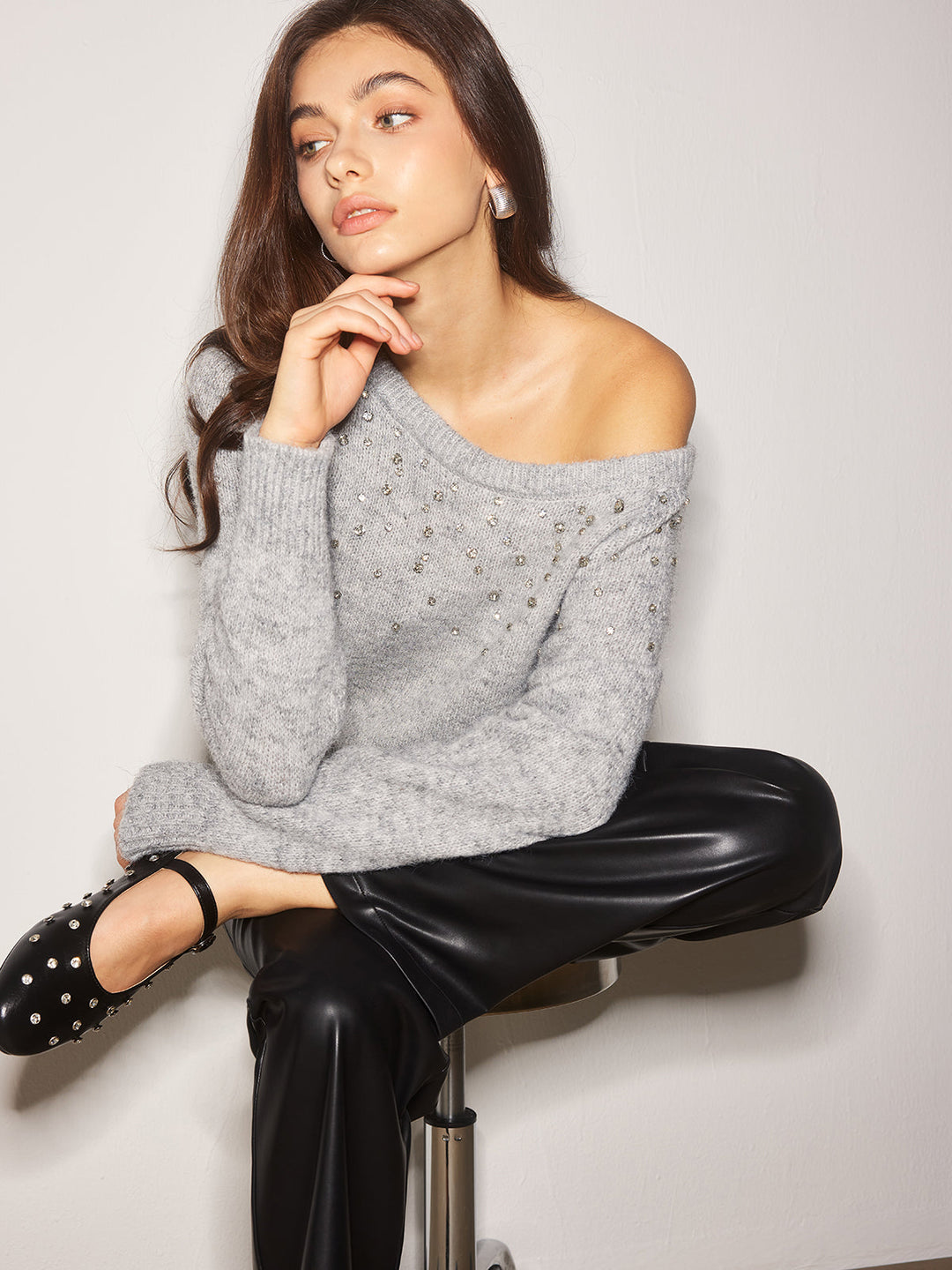 Pull en maille décoré de perles