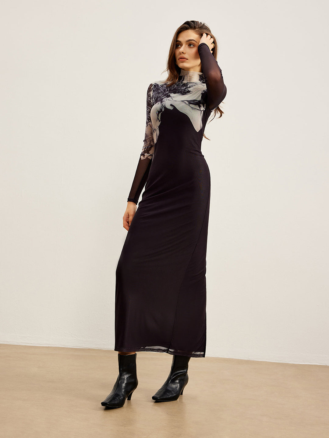 Robe en maille imprimée à col montant