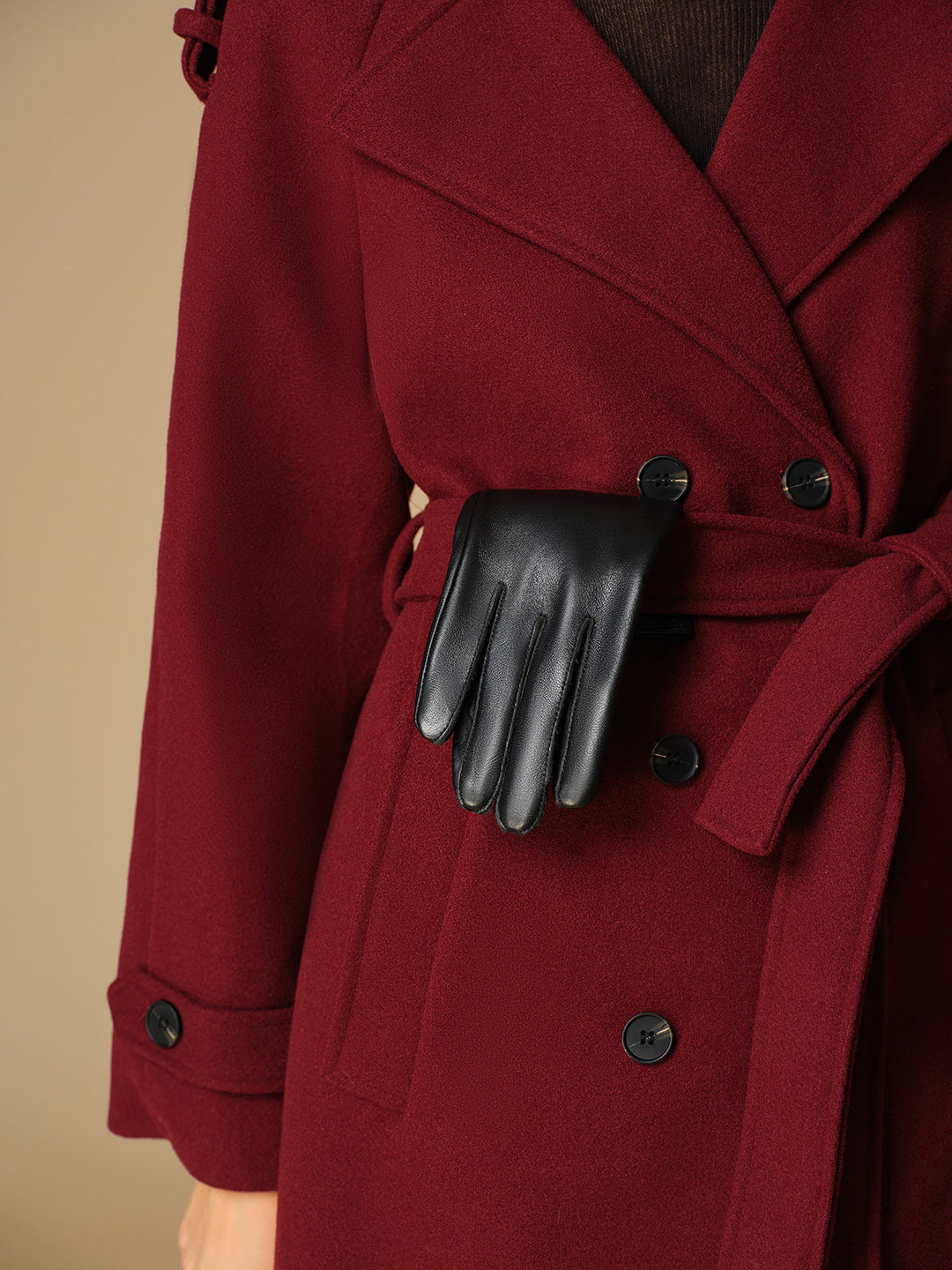 Gants en cuir d'agneau avec détails en métal et polaire