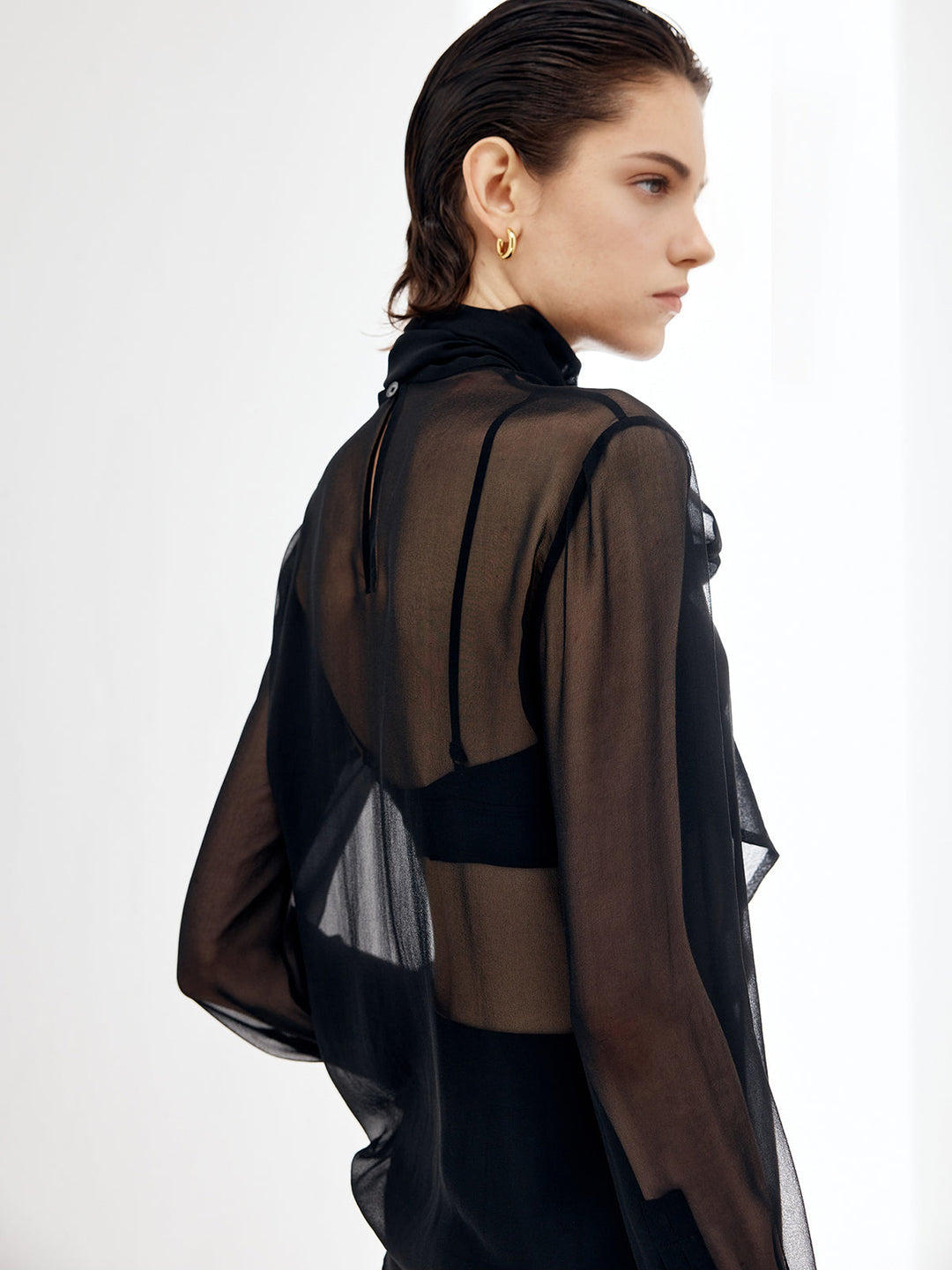 Blouse en mousseline à nœud transparent