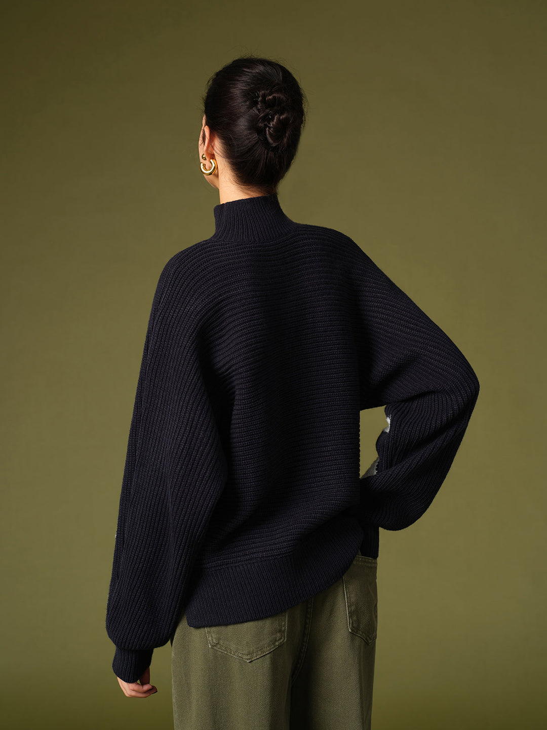 Pull à col roulé avec bordure contrastante