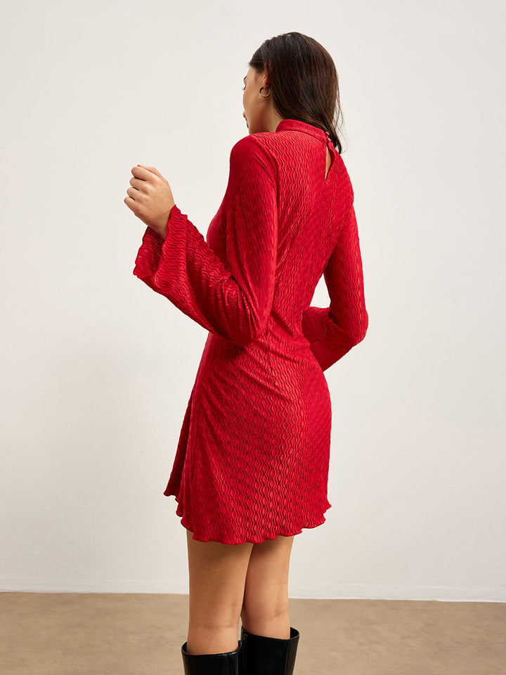 Robe à col montant texturée