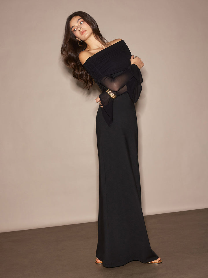 Robe à épaules dénudées avec panneau en Sheer