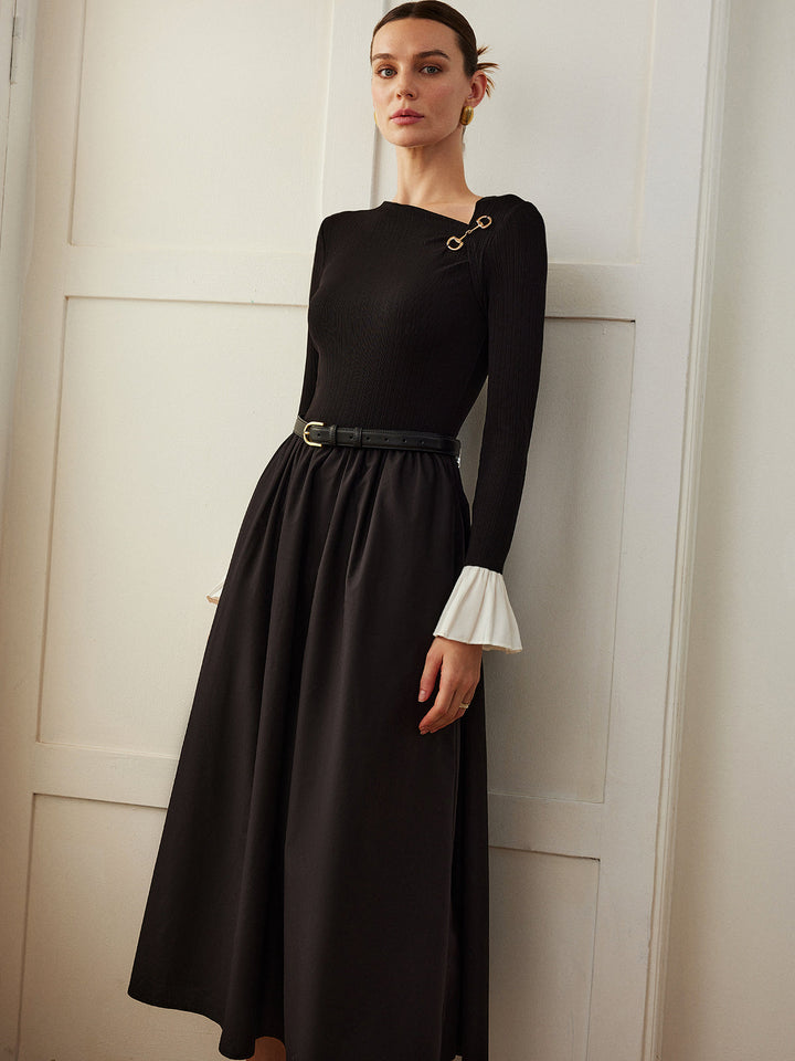 Robe à poches à panneaux avec poignets volantés sans ceinture