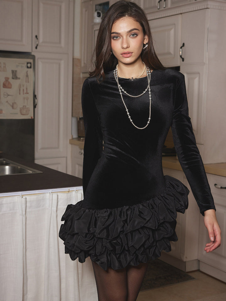 Robe Bouffante Velours Avec Épaulettes