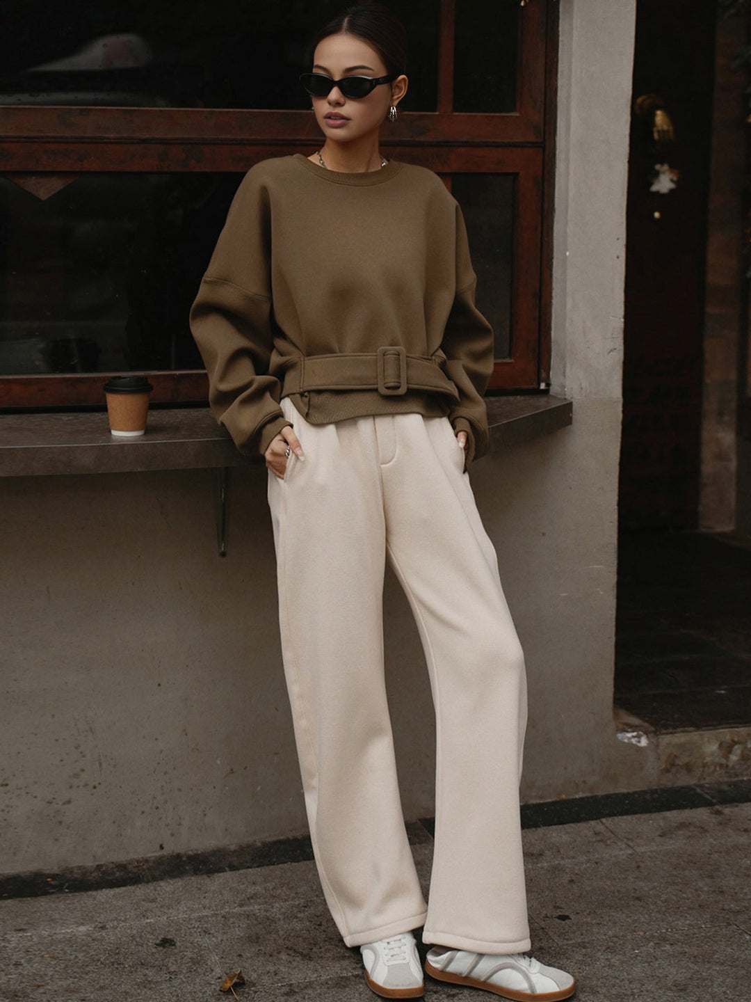 Sweurt Sweatshirt à ceinture
