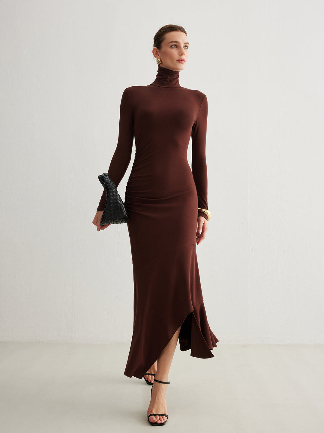 Robe Longue Plissée Irrégulière à Col Roulé
