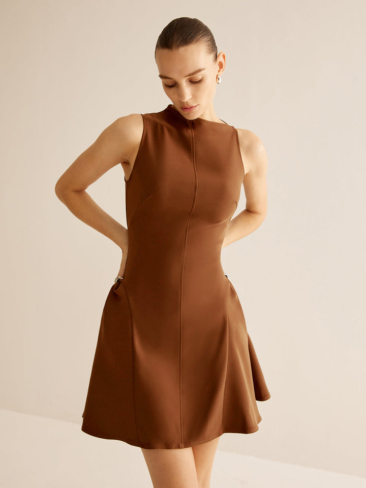 Robe à Volants avec Col Asymétrique