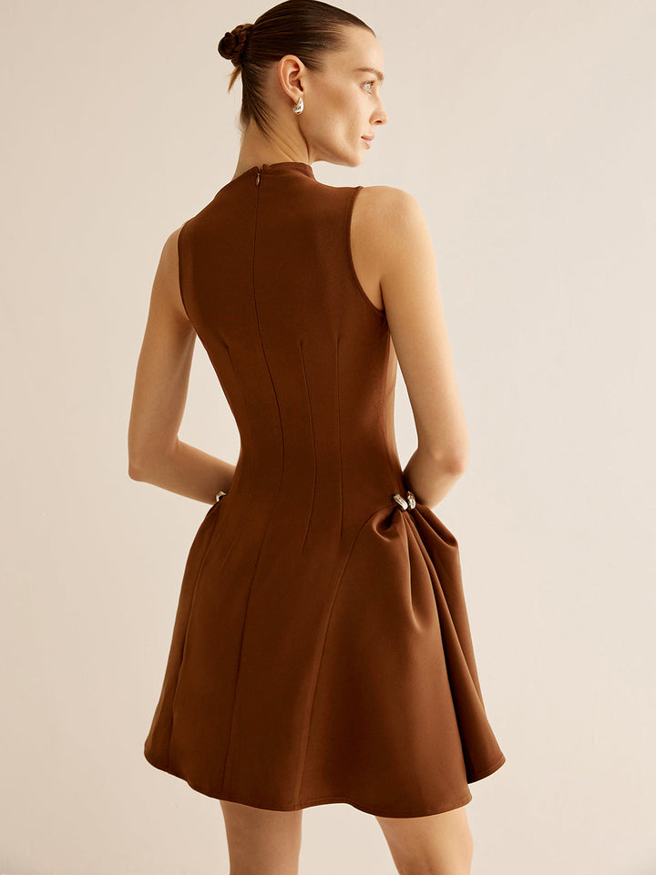 Robe à Volants avec Col Asymétrique
