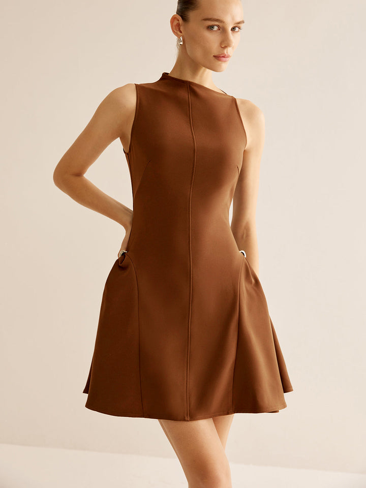 Robe à Volants avec Col Asymétrique